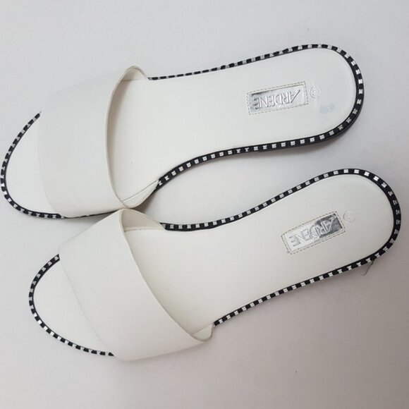 ARDENE White Studded Slip On Flats Slides Sandal Size 10 - Picture 1 of 7